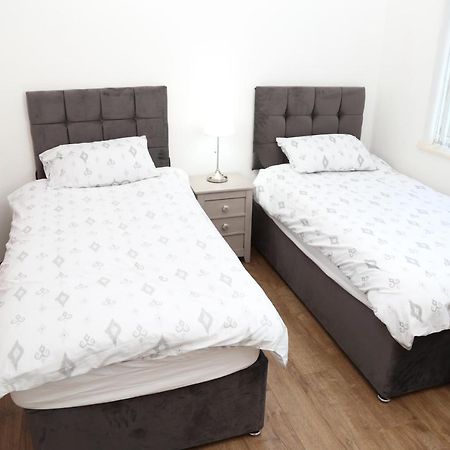 Cosy 3-Bed Bungalow Nec Airport Close To Amenities Birmingham Kültér fotó